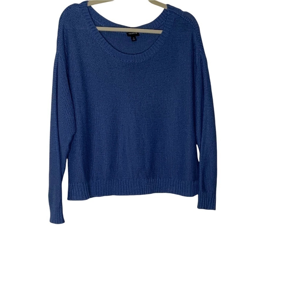 𝅺torrid blue long sleeve sweater. Size L